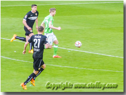Andre Schürrle greift an